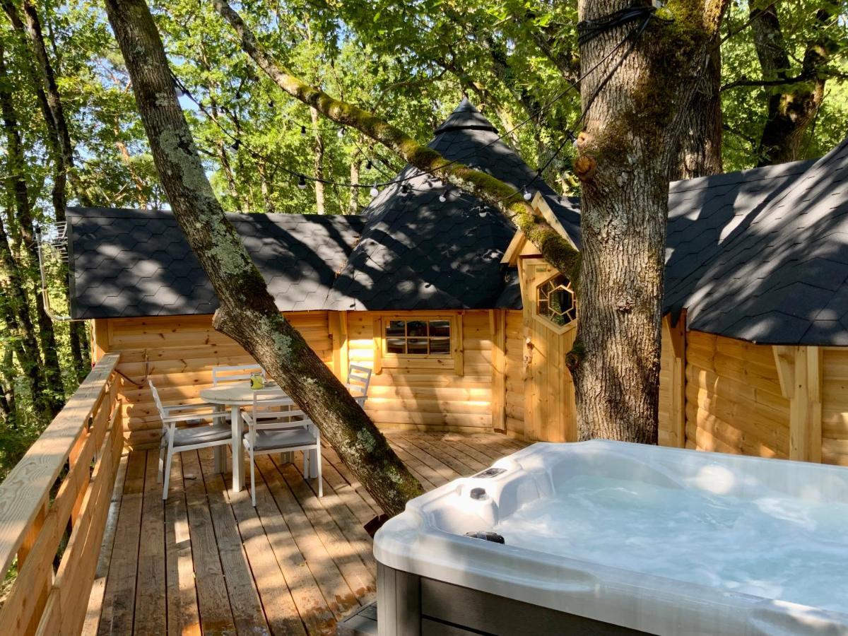 Bongheat La Cabane Perchee De La Mure מראה חיצוני תמונה